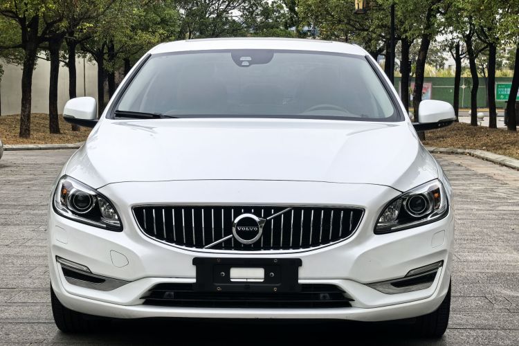沃尔沃S60 2019款 S60L 改款 T5 智进进阶版车身外观6001