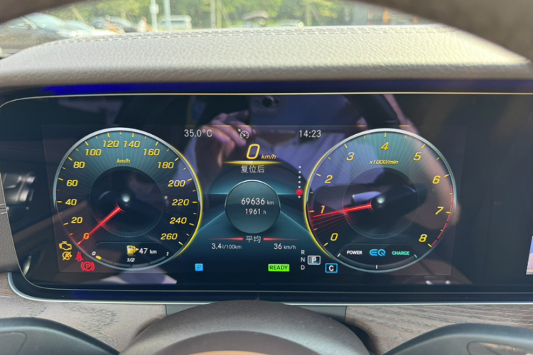 奔驰E级 2021款 E 260 L中控内饰15