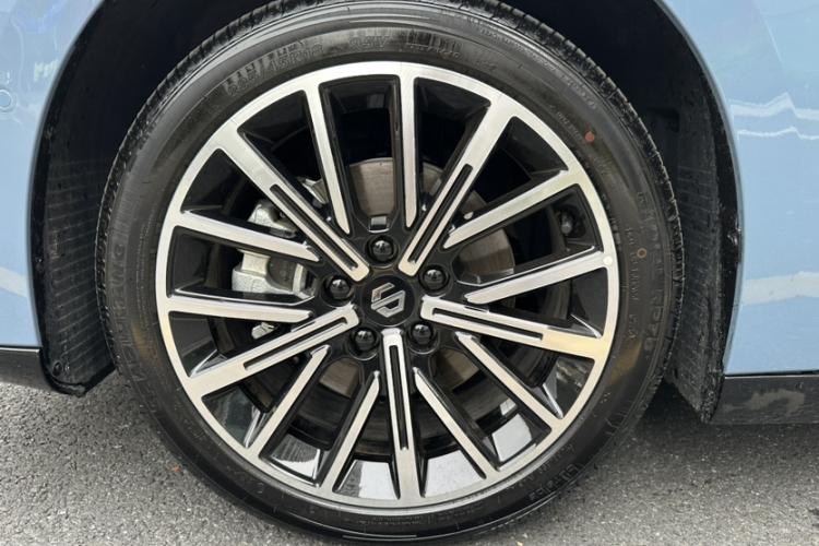 零跑汽车 零跑B01 2025款 650悦享版车身外观6004