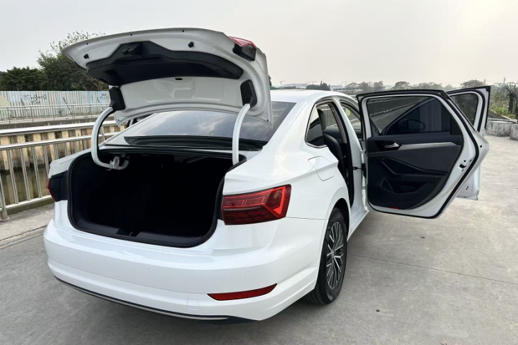 大众 速腾 2021款 200TSI DSG舒适智联版车身外观6006