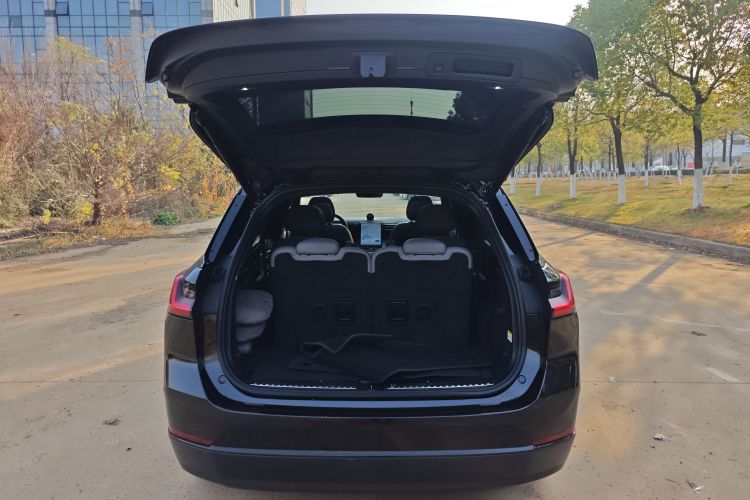 蔚来ES8 2020款 580KM 签名版 六座版车身外观6008