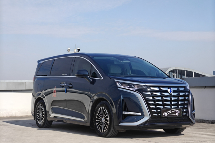 腾势D9 2024款 DM-i 980 四驱旗舰型车身外观6005