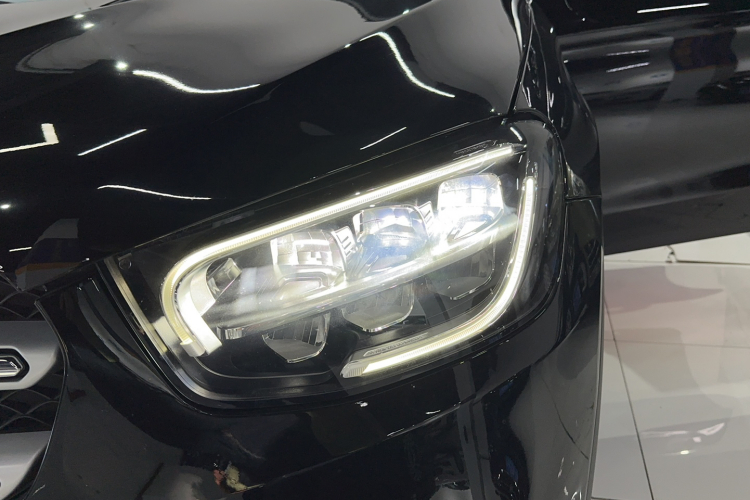 奔驰GLC 2021款 GLC 260 L 4MATIC 动感型局部细节36