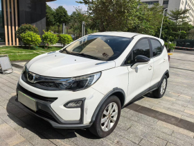 比亚迪 元 2017款 1.5L 自动酷炫时尚型