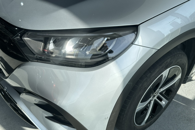 奔驰EQE SUV 2023款 350 4MATIC 先锋版车身外观6008