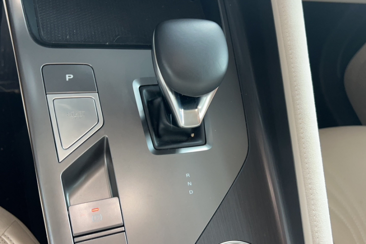 荣威D5X DMH 2024款 135科技版中控内饰7013