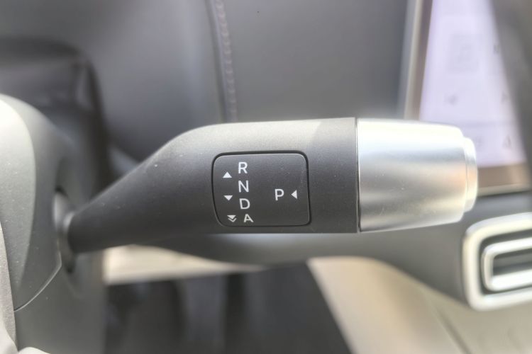 理想汽车 理想L8 2024款 Ultra局部细节18