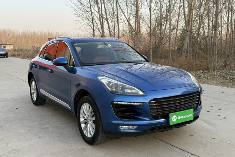 众泰SR9 2017款 2.0T 自动极致之心版车身外观6003