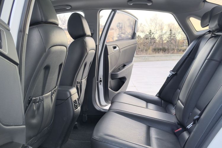 现代 名图 2017款 1.8L 自动智能型GLS 国V中控内饰7004