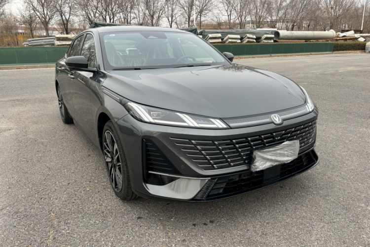 长安 逸动 2026款 第四代 1.5T 500Bar 智享型车身外观6008