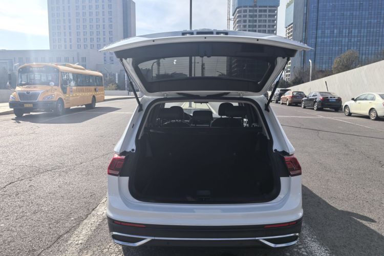 大众 途观L 2023款 330TSI 自动两驱舒享版局部细节9004