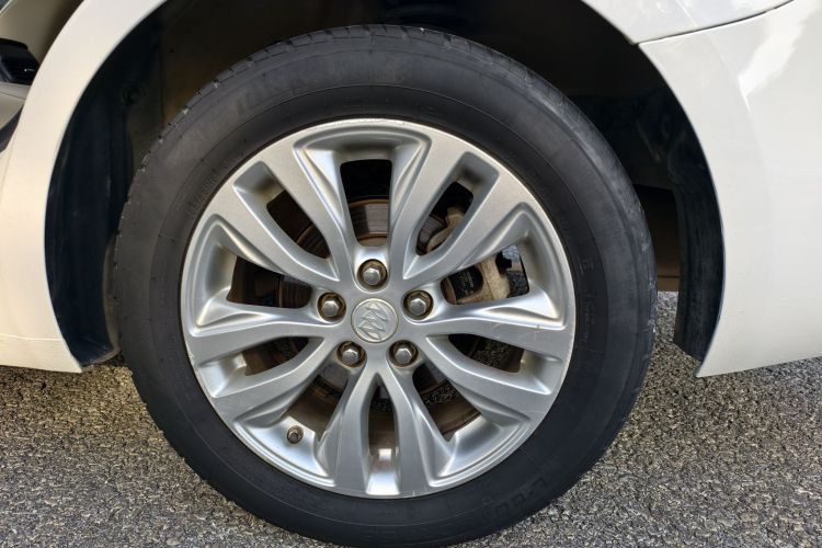 别克 英朗 2018款 15T 双离合精英型 国V局部细节57