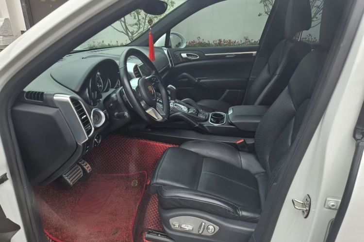 保时捷 2016款 Cayenne 3.0T中控内饰7002