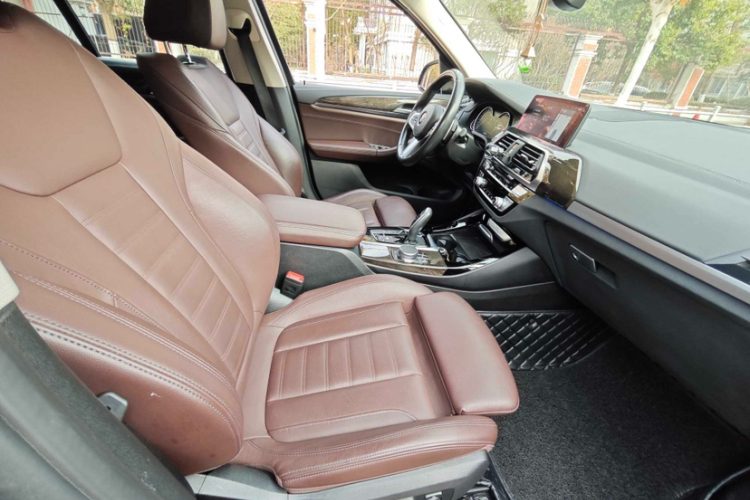 宝马X3 2019款 xDrive30i 领先型 M运动套装中控内饰7002