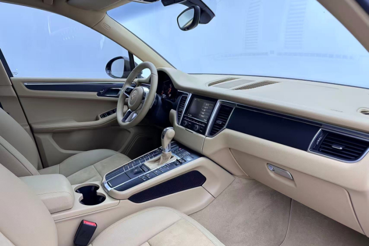 保时捷 2014款 Macan 2.0T中控内饰7009