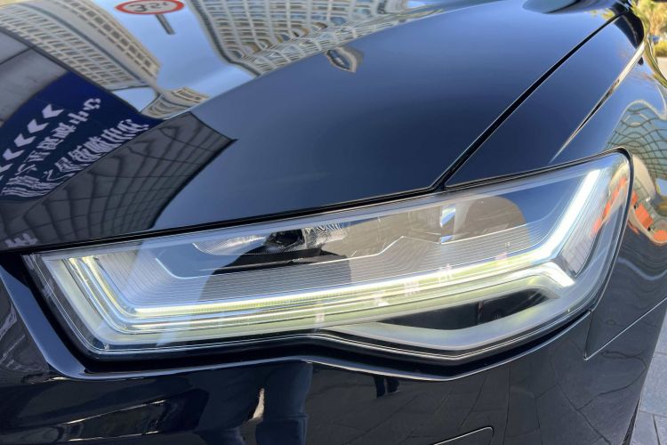 奥迪A6L 2018款 30周年年型 35 TFSI 时尚型车身外观6007