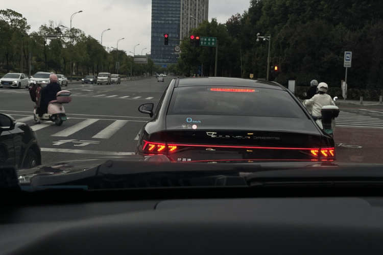 坦克400新能源 2024款 Hi4-T 越野版中控内饰7012