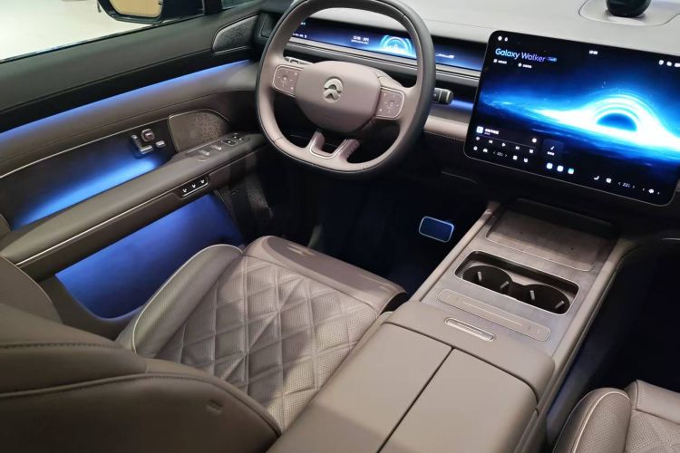 蔚来ES8 2026款 六座行政豪华版中控内饰7007