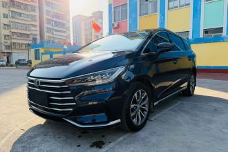 比亚迪 宋MAX 2021款 升级版 1.5T 自动尊贵型 7座