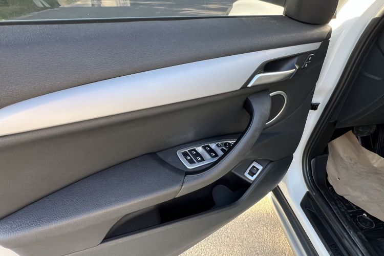 宝马X1 2019款 sDrive20Li 领先型中控内饰7008