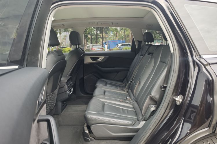 奥迪Q7 2018款 40 TFSI S line运动型中控内饰7004