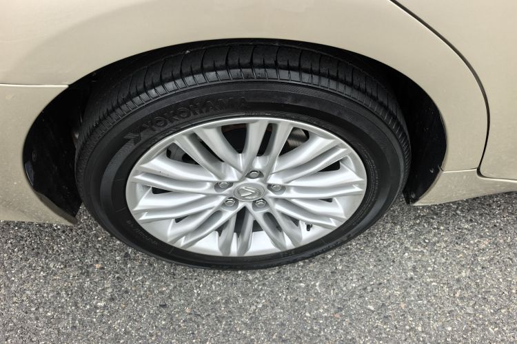 雷克萨斯ES 2015款 200 精英版车身外观6009