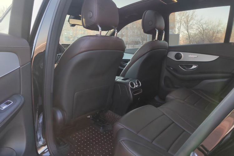 奔驰GLC 2021款 GLC 260 L 4MATIC 动感型中控内饰7003