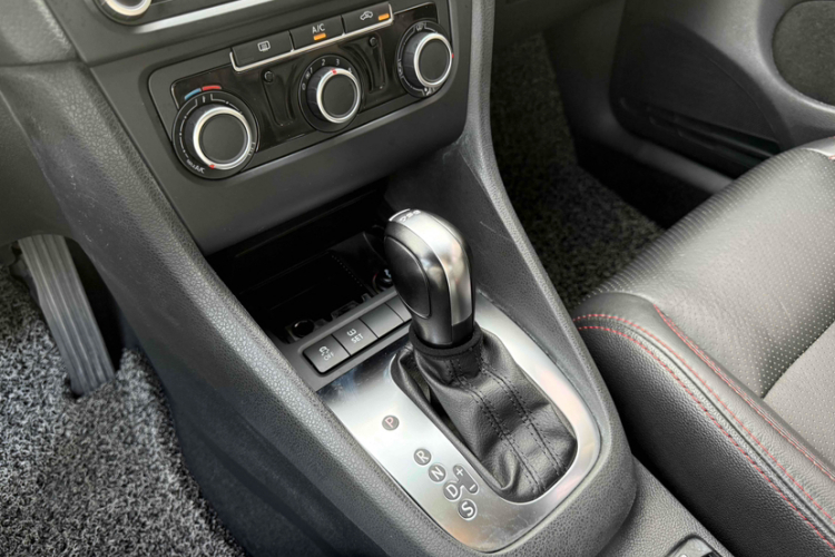 大众 高尔夫 2012款 1.4TSI 自动舒适型中控内饰7004