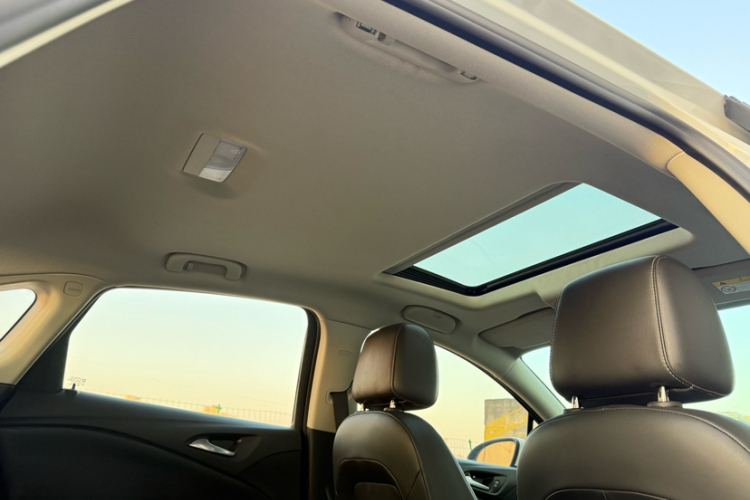 别克 威朗 2020款 20T CVT领先型局部细节22