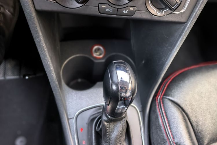 大众 Polo 2014款 1.6L 自动舒适版局部细节18