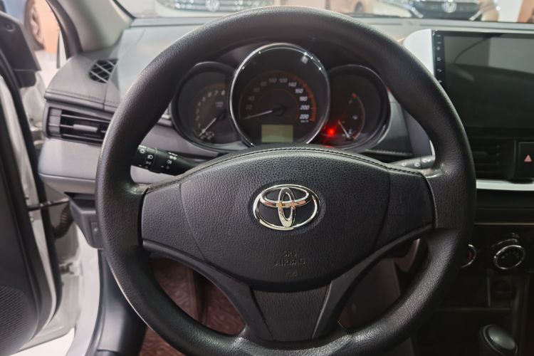 丰田 YARiS L 致炫 2021款 致炫X 1.5L CVT领先版中控内饰7007