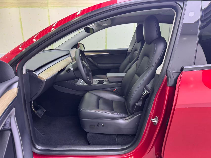 特斯拉 Model Y 2022款 长续航全轮驱动版