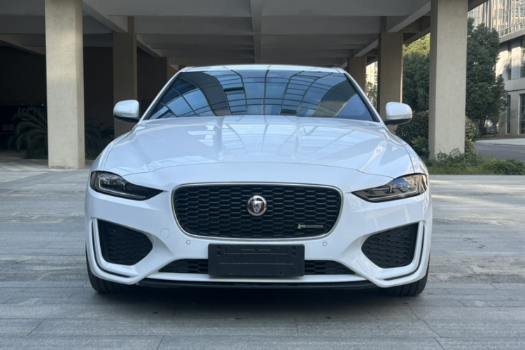 捷豹XEL 2022款 2.0T 250PS R-DYNAMIC S进取运动版车身外观6006
