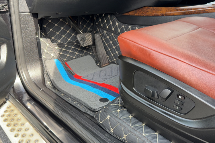 宝马X5(进口) 2011款 xDrive35i 领先型局部细节9005