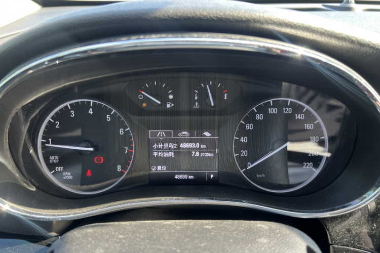 别克 昂科拉 2018款 18T 自动两驱都市精英型中控内饰15