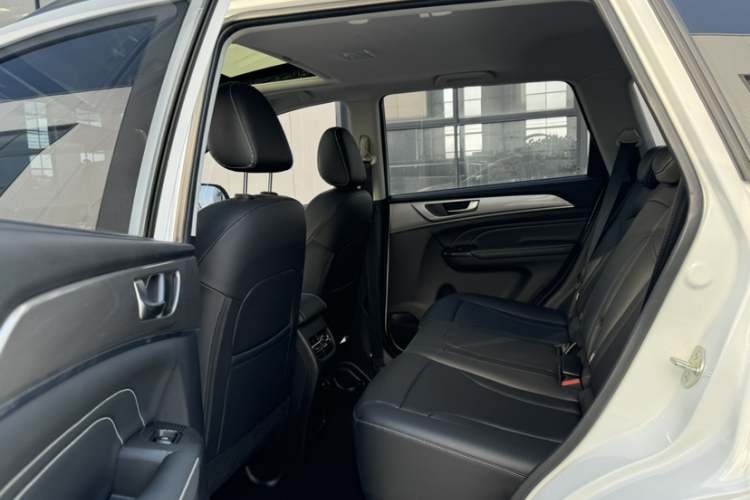 哈弗M6 2023款 PLUS 1.5T DCT豪华智联型中控内饰7001