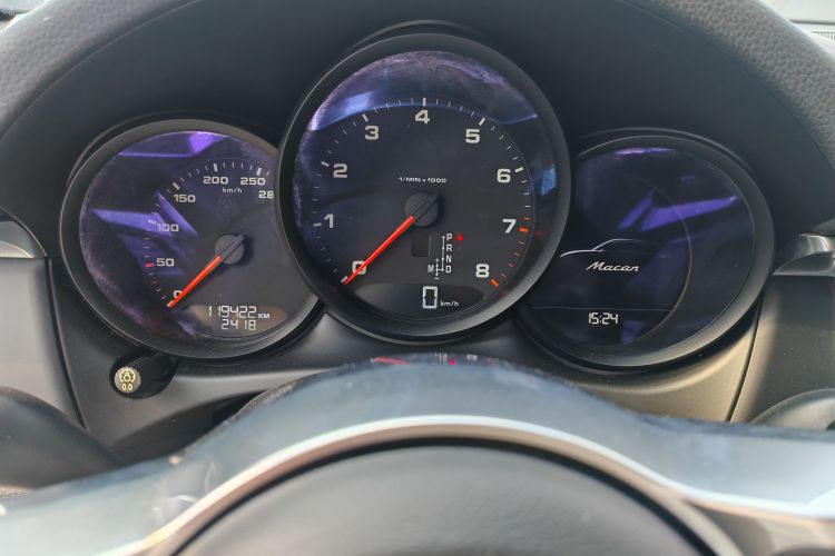 保时捷 2017款  Macan 2.0T中控内饰15