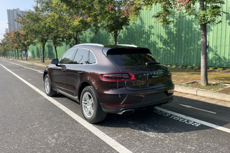 保时捷 2017款  Macan 2.0T车身外观6005
