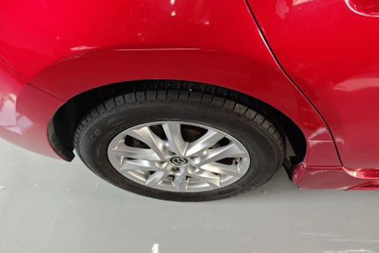 马自达3 昂克赛拉 2017款 三厢 1.5L 自动舒适型 国VI车身外观6008