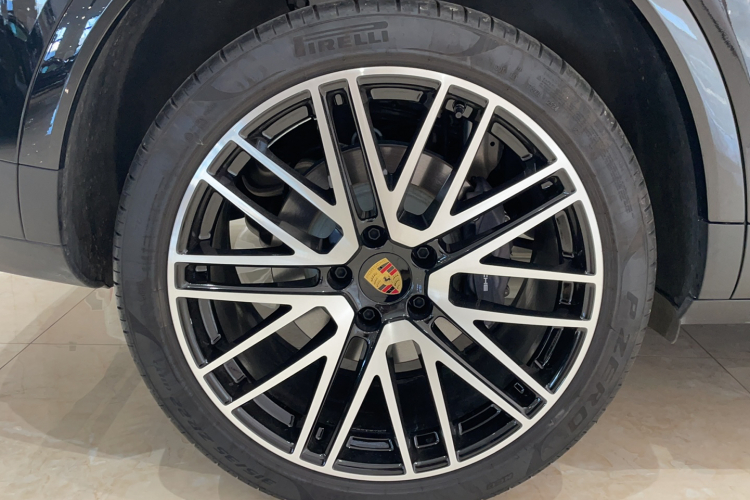 保时捷 2025款 Cayenne 3.0T车身外观6006
