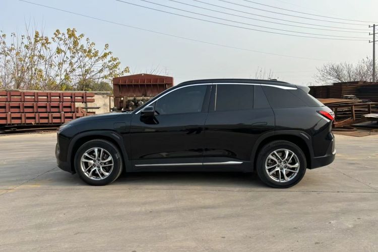 蔚来ES6 2022款 75kWh 运动版车身外观6006