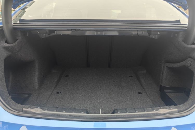 宝马3系 2019款 320Li M运动套装中控内饰7006