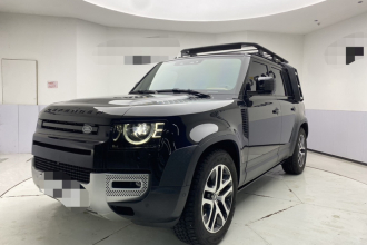 路虎卫士 2024款 110 3.0T P400 暗黑特别版