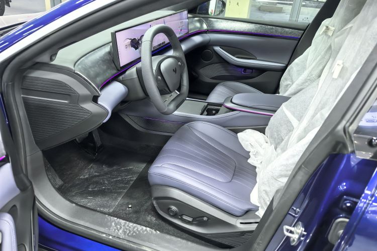 极越07 2024款 标准版中控内饰7004