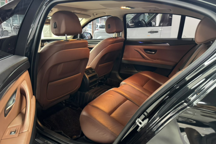 宝马5系 2017款 520Li 典雅型中控内饰7003