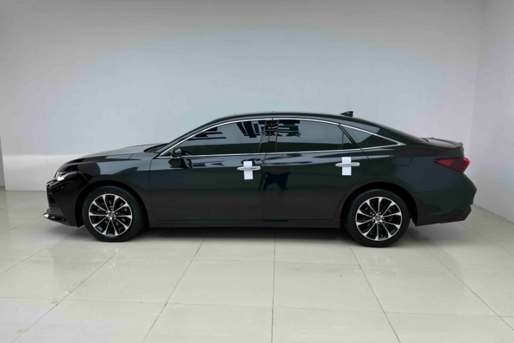 丰田 亚洲龙 2023款 2.5L 豪华版车身外观6006