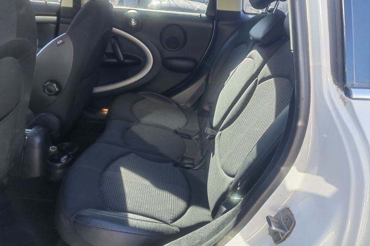 MINI Countryman 2013款 1.6T COOPER ALL4 Fun中控内饰7001