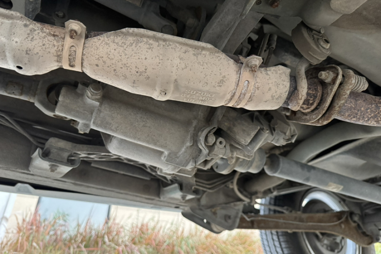 铃木 吉姆尼 2012款 1.3 AT JLX局部细节9001