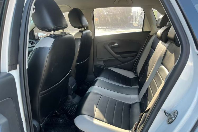 大众 Polo 2018款 1.5L 自动安驾型中控内饰7004