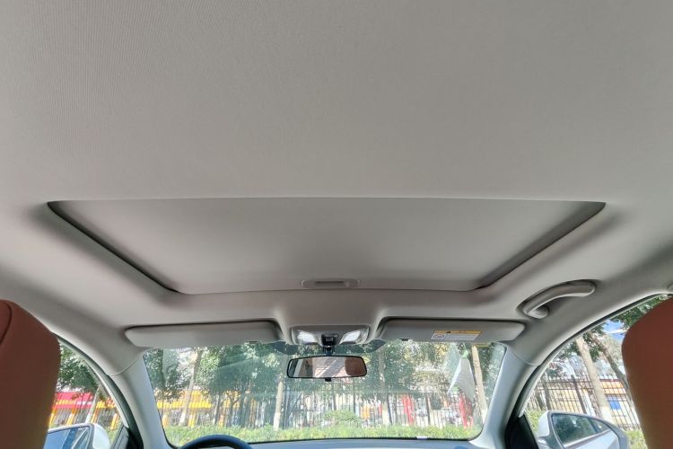 长安 逸动 2025款 PLUS 1.4T 双离合高能版局部细节22